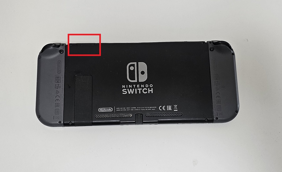 Switchのゲームカードスロット